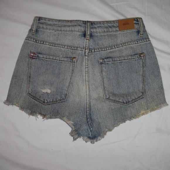 BDG Urban Outfitters High Rise Dree Cheeky Shorts Cutoff Jean Denim Dingy Wash - Picture 3 of 3